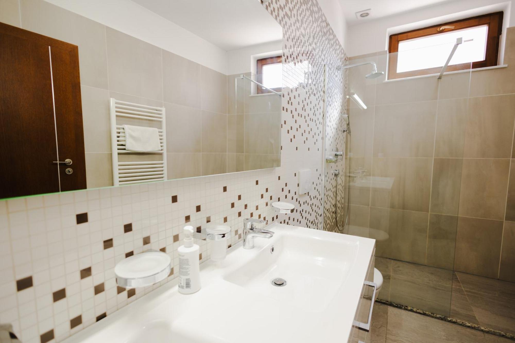 Casa Nicolae Luxury Suites Sibiu Extérieur photo